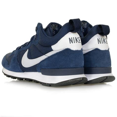 navy blue nike sneakers men